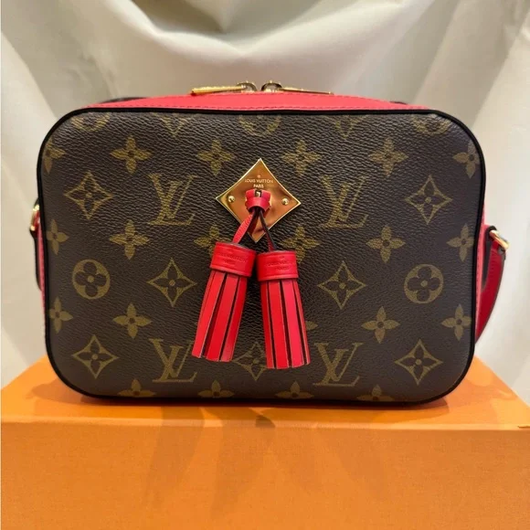 Louis Vuitton Saintonge Monogram Coquelicot M43556 - Picture 2 of 16